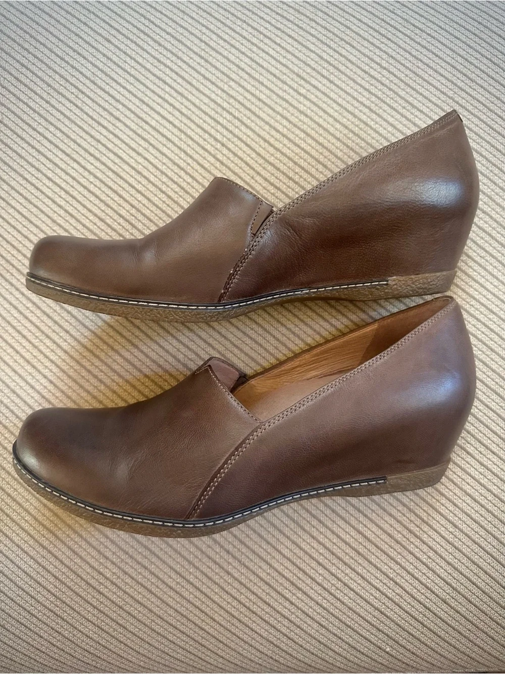 Dansko Liliana Brown Leather Hidden Wedge Shoes EU 42 US 11.5 Comfort Loafer